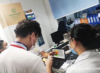 及早发现潜在的问题并及时处理，延长设备的无故障周期。